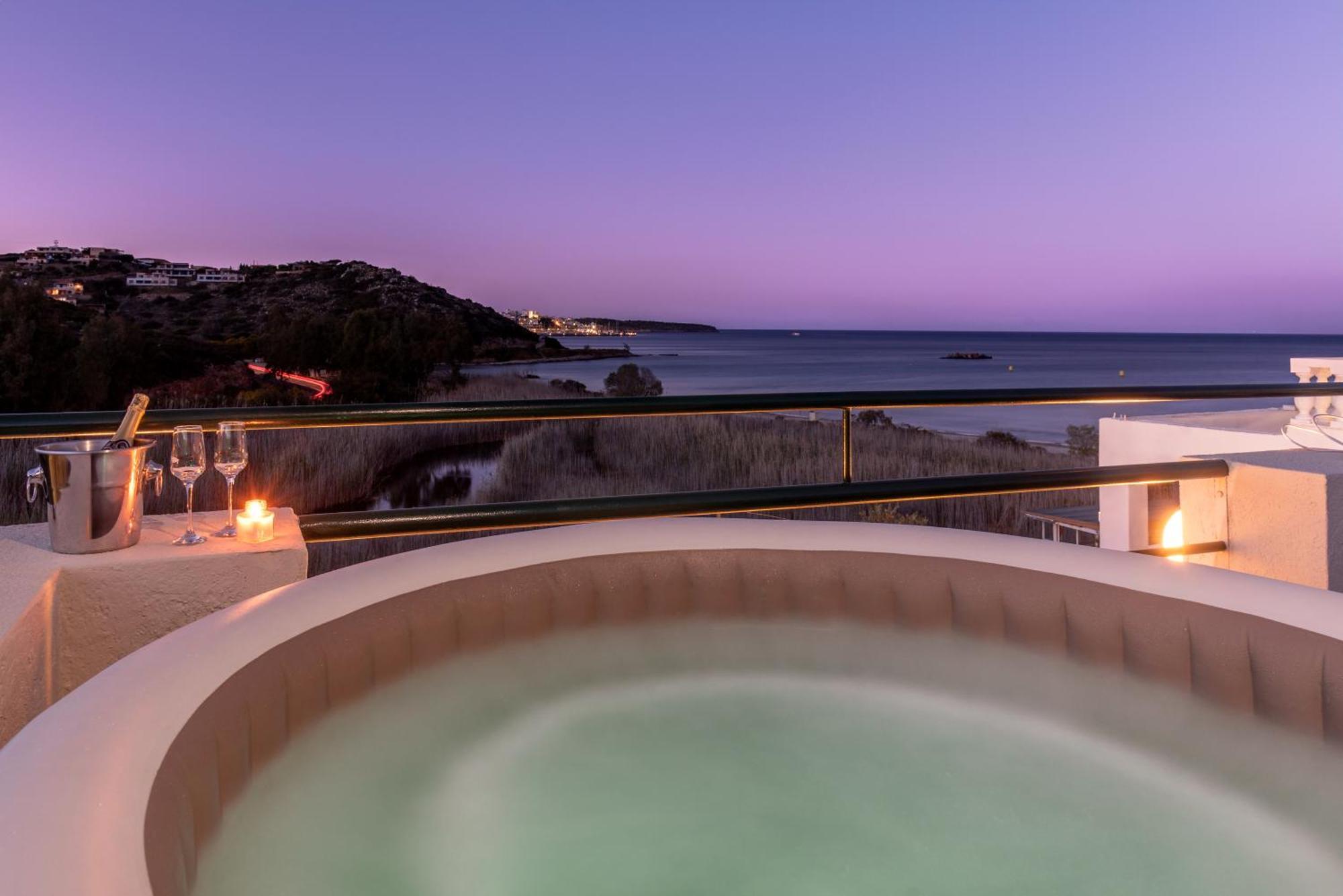 Coastal Dream Beachview Jacuzzi& Sauna Amoudara  Eksteriør billede